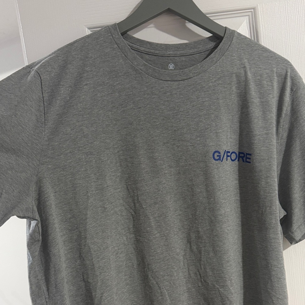 G/FORE Gray Short Sleeve Logo Tee with Navy Accent BRAND NEW WITH OUT TAGS